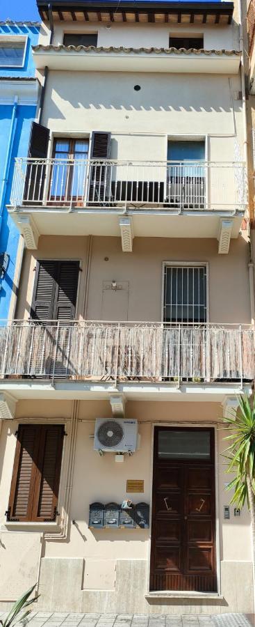 Da Paolo E Laura - In Centro A San Benedetto Apartment San Benedetto del Tronto